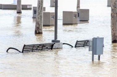 下沉的城市，上升的海洋（Sinking cities, rising seas）